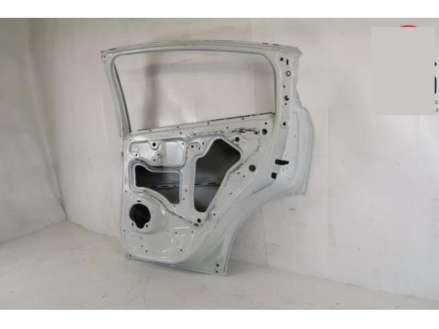 bontott HONDA HR-V Jobb hátsó Ajtó (Üres lemez)