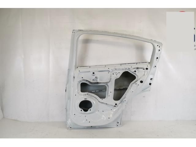 bontott HONDA HR-V Jobb hátsó Ajtó (Üres lemez)