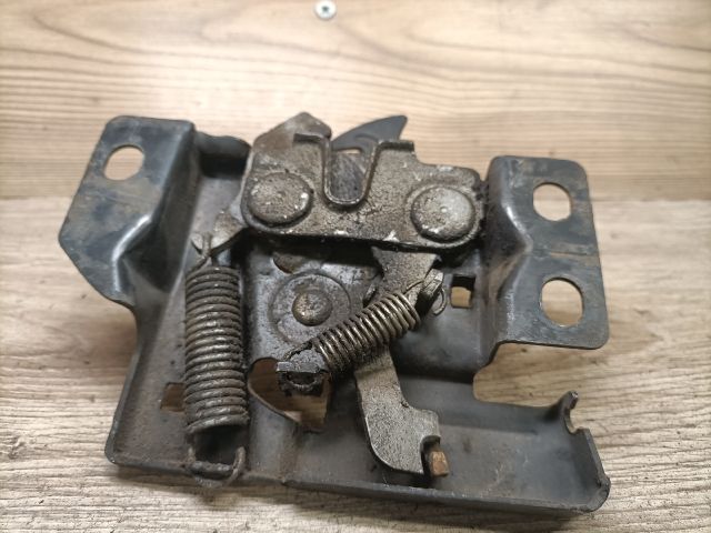 bontott HONDA HR-V Motorháztető Zárszerkezet