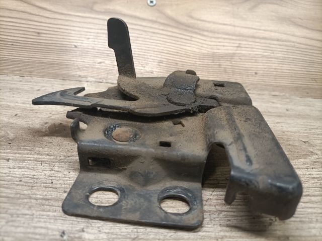 bontott HONDA HR-V Motorháztető Zárszerkezet