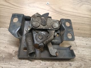 bontott HONDA HR-V Motorháztető Zárszerkezet