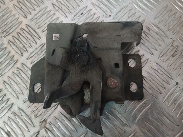 bontott HONDA HR-V Motorháztető Zárszerkezet