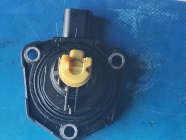 bontott HONDA HR-V Olajszint Jeladó