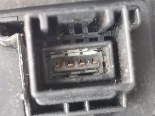 bontott HONDA HR-V USB Aljzat