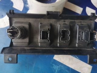 bontott HONDA HR-V USB Aljzat