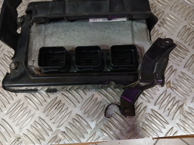 bontott HONDA INSIGHT Motorvezérlő