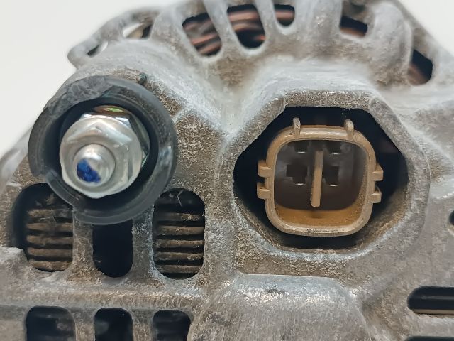 bontott HONDA JAZZ Generátor