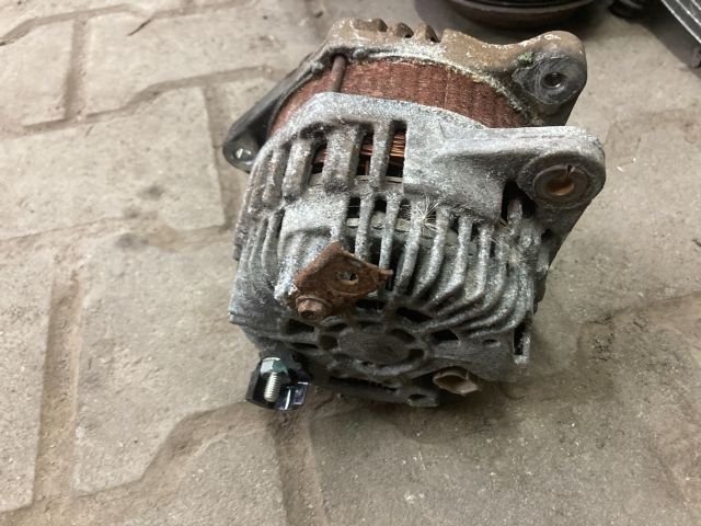 bontott HONDA JAZZ Generátor