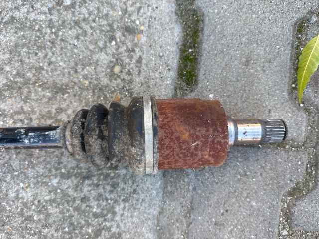 bontott HONDA JAZZ Jobb Féltengely