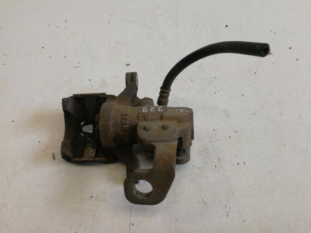 bontott HONDA JAZZ Jobb hátsó Féknyereg Munkahengerrel