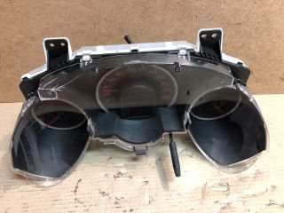 bontott HONDA JAZZ Kilométeróra