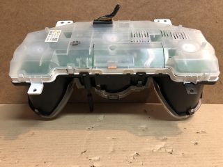 bontott HONDA JAZZ Kilométeróra