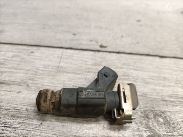 bontott HONDA JAZZ Porlasztó (1 db)