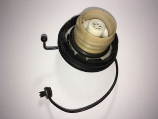 bontott HONDA JAZZ Tanksapka