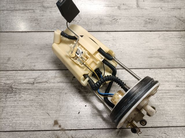 bontott HONDA JAZZ Üzemanyag Szivattyú