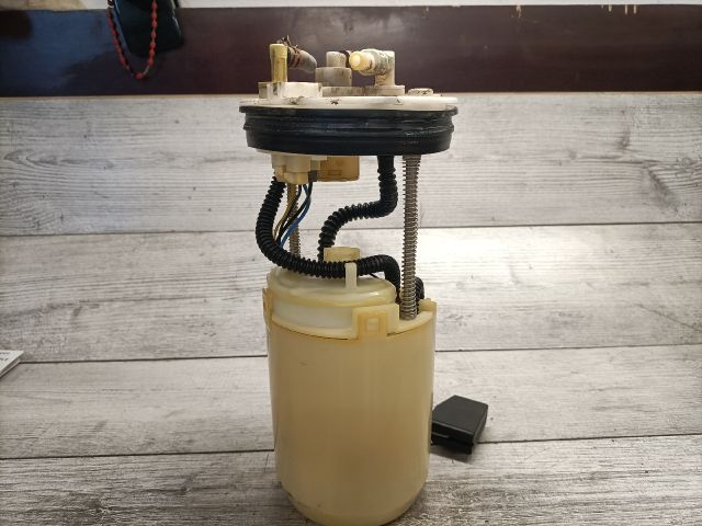 bontott HONDA JAZZ Üzemanyag Szivattyú