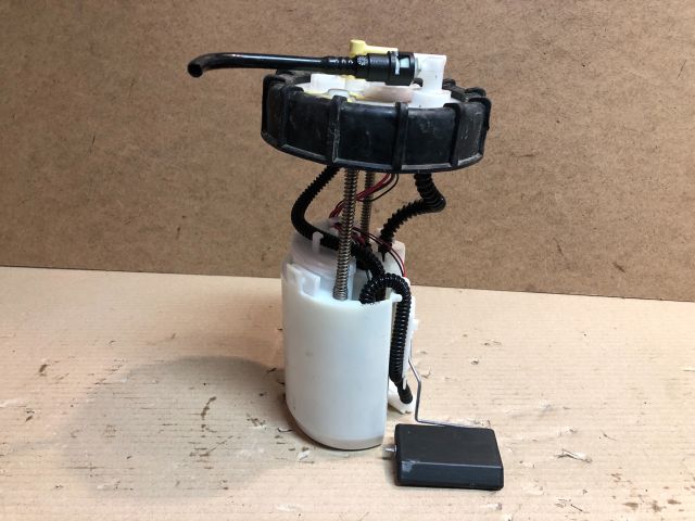 bontott HONDA JAZZ Üzemanyag Szivattyú