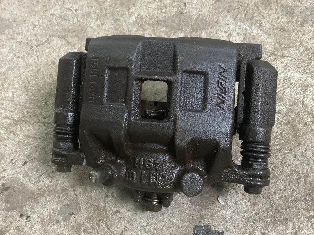 bontott HONDA JAZZ Bal első Féknyereg Munkahengerrel