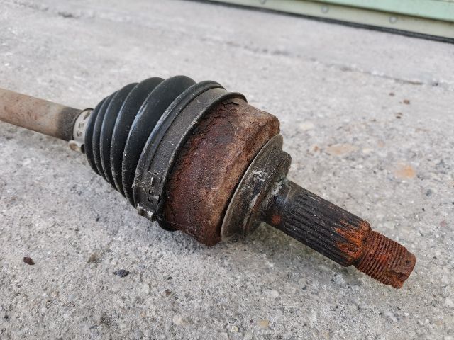 bontott HONDA JAZZ Bal Féltengely