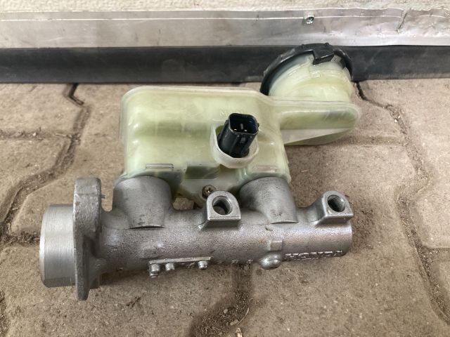 bontott HONDA JAZZ Főfékhenger