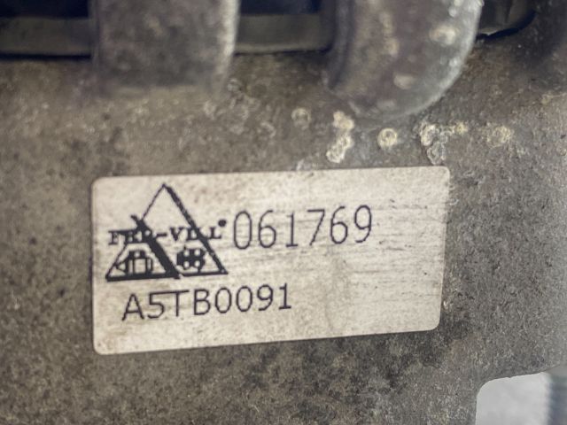 bontott HONDA JAZZ Generátor