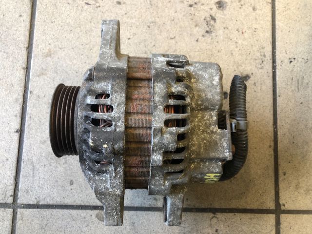 bontott HONDA JAZZ Generátor