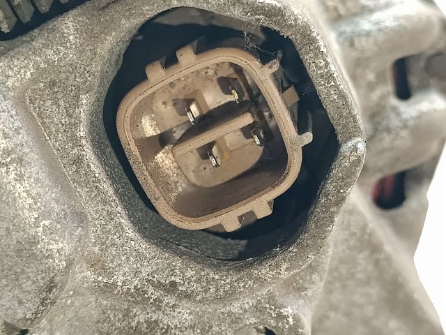 bontott HONDA JAZZ Generátor