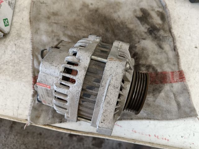 bontott HONDA JAZZ Generátor