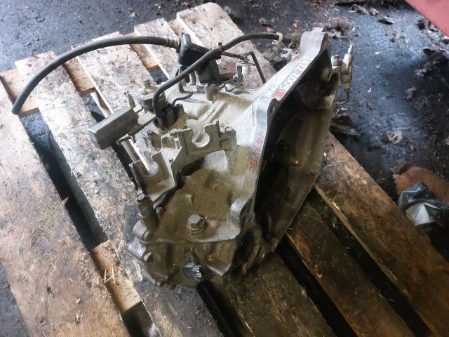 bontott HONDA JAZZ Váltó (Mechanikus)