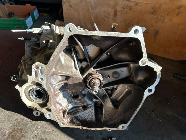 bontott HONDA JAZZ Váltó (Mechanikus)