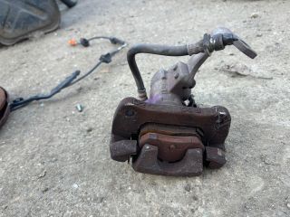 bontott HONDA JAZZ Jobb hátsó Féknyereg Munkahengerrel