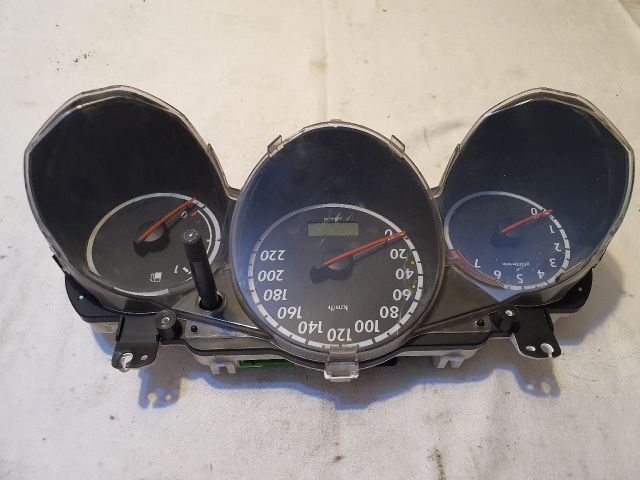 bontott HONDA JAZZ Kilométeróra