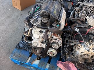 bontott HONDA JAZZ Motor (Fűzött blokk hengerfejjel)