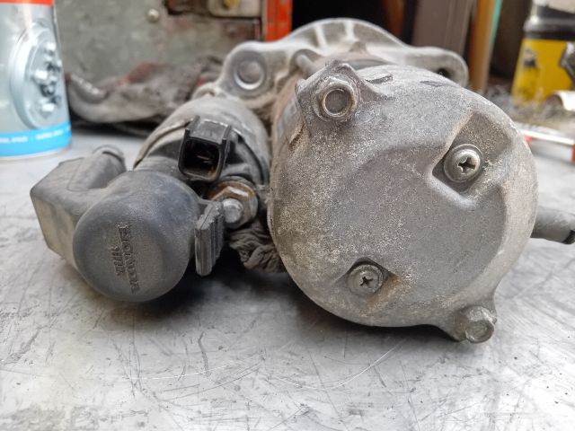 bontott HONDA JAZZ Önindító