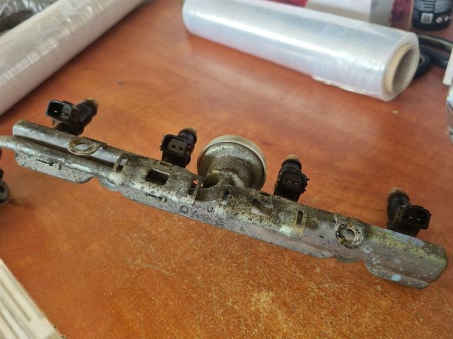 bontott HONDA JAZZ Porlasztó Sor / Híd