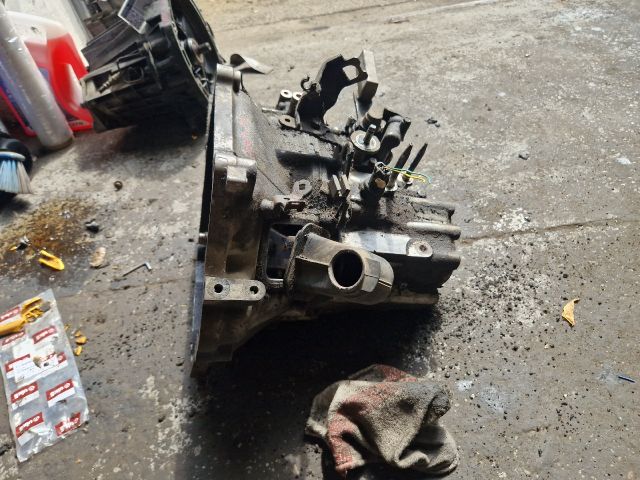 bontott HONDA JAZZ Váltó (Mechanikus)