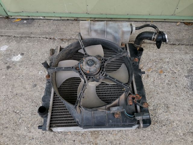 bontott HONDA JAZZ Vízhűtő Radiátor (Klímás)