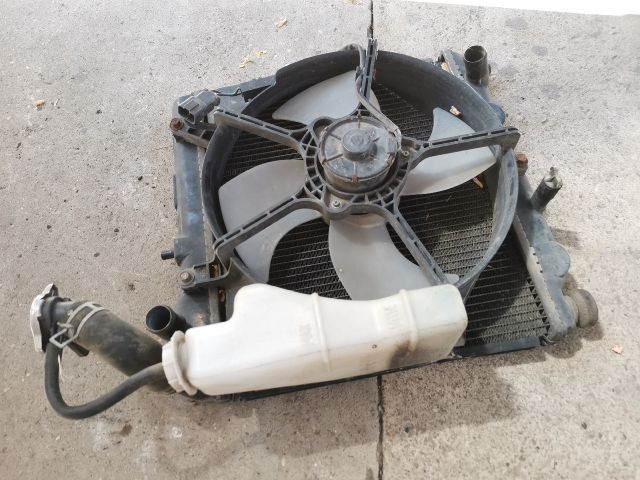 bontott HONDA JAZZ Vízhűtő Radiátor (Klímás)