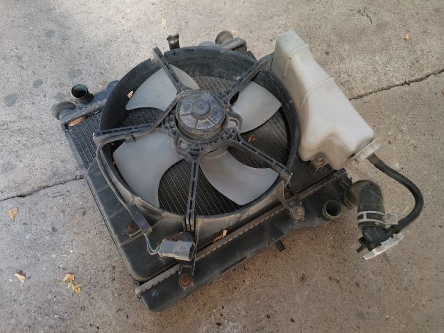 bontott HONDA JAZZ Vízhűtő Radiátor (Klímás)