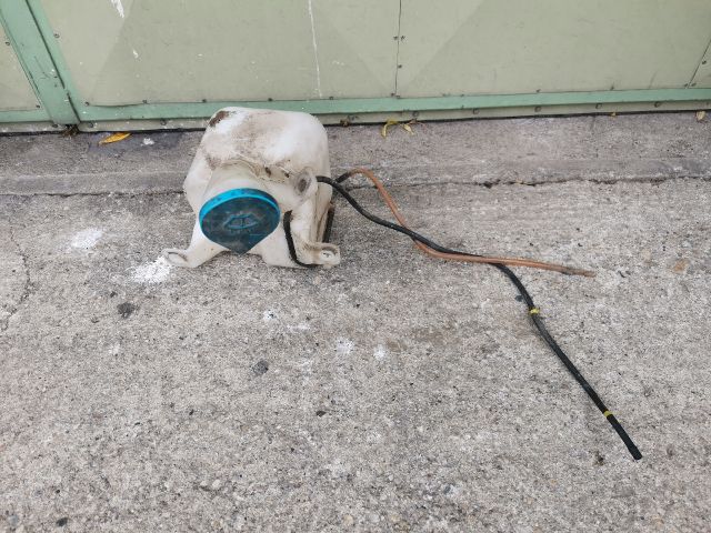 bontott HONDA JAZZ Ablakmosó Tartály