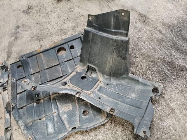 bontott HONDA JAZZ Alsó Motorburkolat