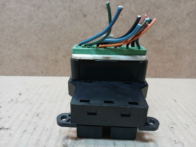 bontott HONDA JAZZ Bal első Ablakemelő Kapcsoló