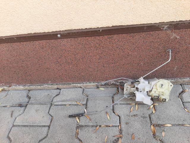 bontott HONDA JAZZ Bal első Ajtózár