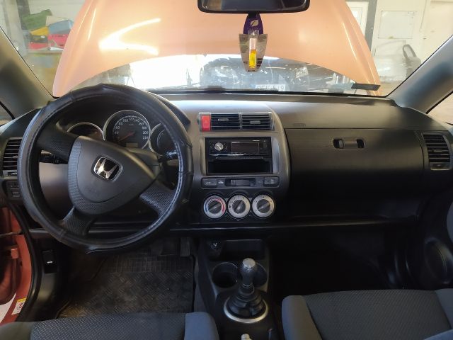 bontott HONDA JAZZ Bal első Belső Küszöb Burkolat