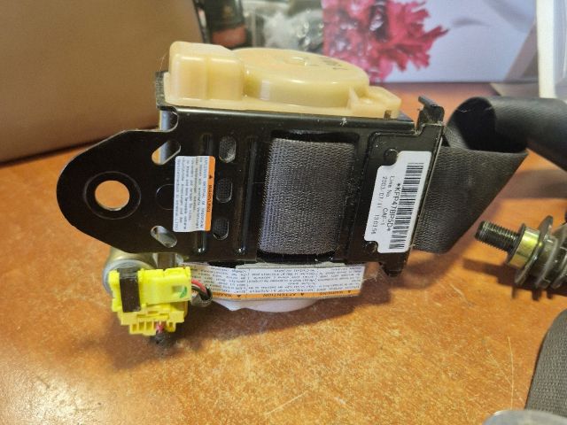 bontott HONDA JAZZ Bal első Biztonsági Öv