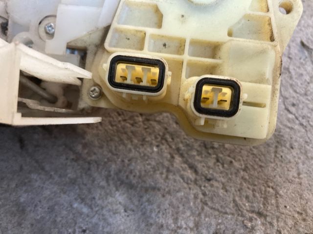 bontott HONDA JAZZ Bal első Központizár Motor