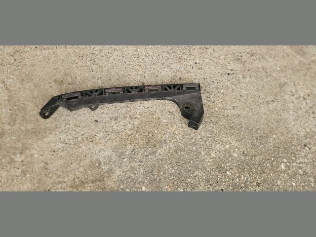 bontott HONDA JAZZ Bal első Lökhárító Tartó (Műanyag)