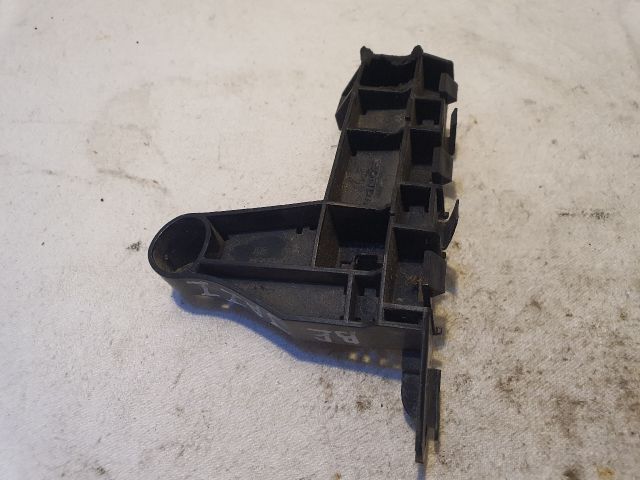 bontott HONDA JAZZ Bal első Oldal Lökhárító Tartó (Műanyag)