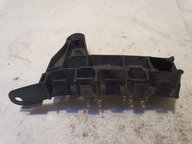 bontott HONDA JAZZ Bal első Oldal Lökhárító Tartó (Műanyag)