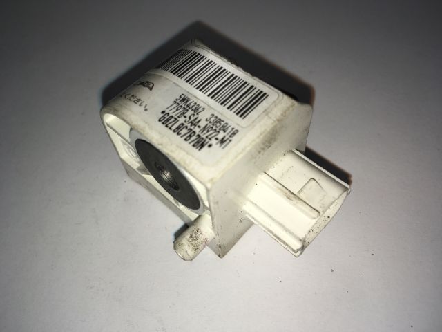 bontott HONDA JAZZ Bal első Oldal Ütközés Érzékelő